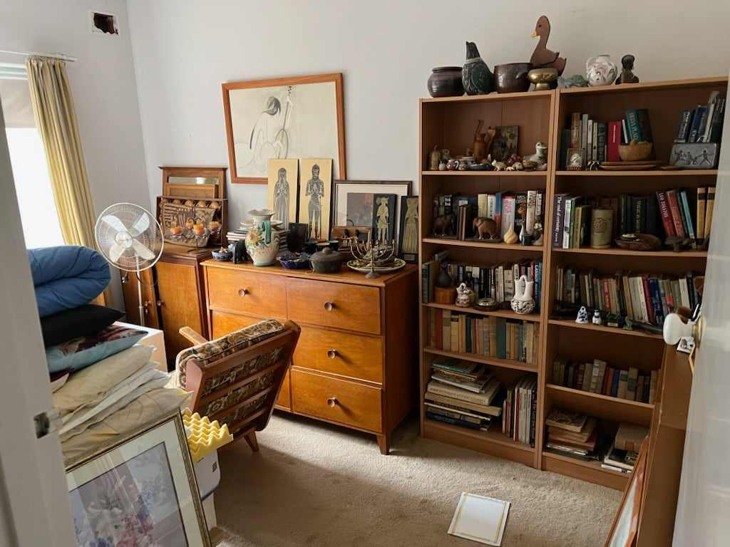 Furniture Removal (draws, tables, chairs, glass, every day junk and more) Furniture Removal (draws, tables, chairs, glass, every day junk and more)