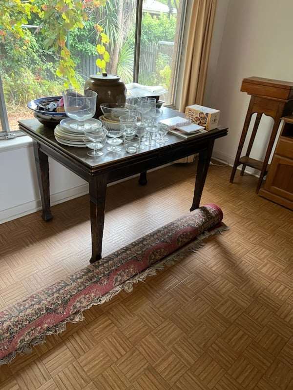 furniture removal (tables & chairs) in Adelaide furniture removal (tables & chairs) in Adelaide